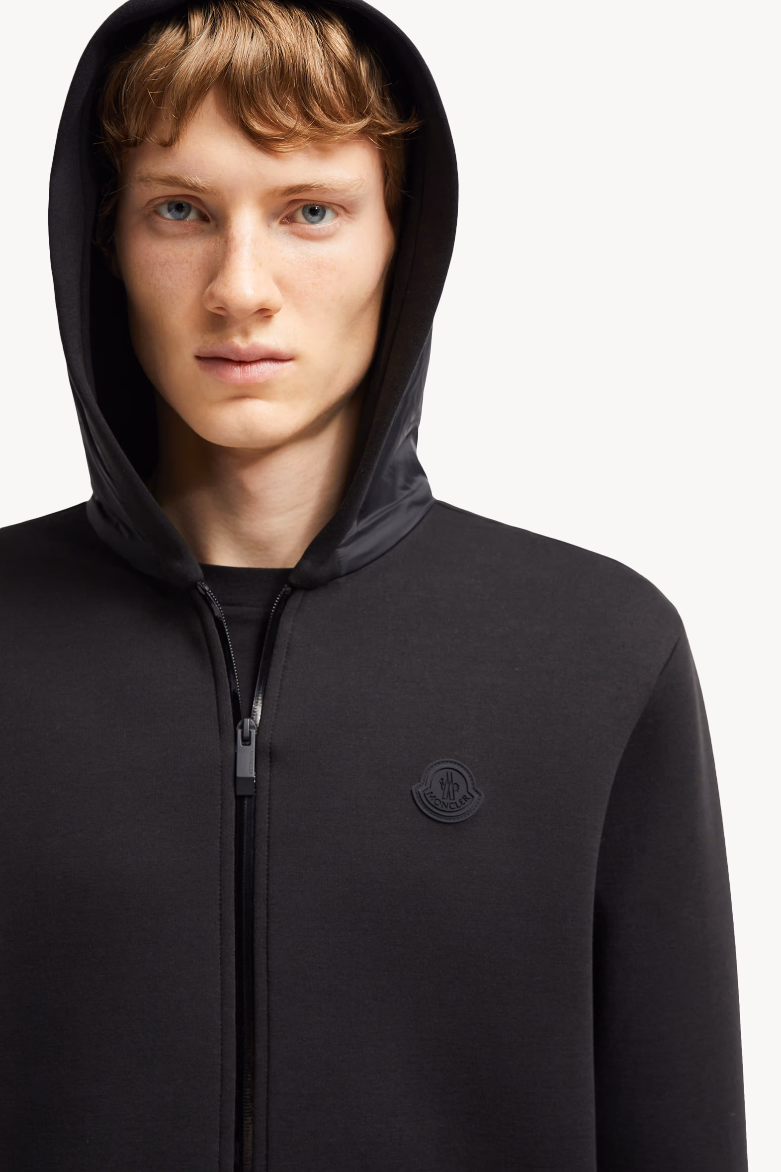Cárdigan con capucha y cremallera de mezcla de algodón Hombre Negro Moncler 4